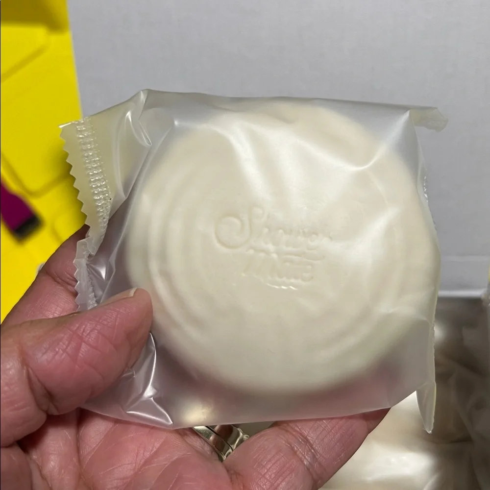 SHOWER MATE Goat Milk Moisturizing‎ Soap Bars, 12 Bars, 3.17 oz each